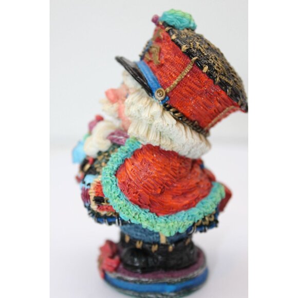 Crinkle Claus by Possible Dreams - Russian Crinkle Cracker - Picture 3 of 9